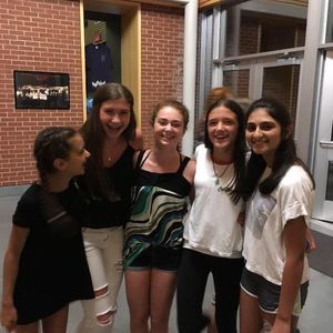 Meet your Posher, Lauren